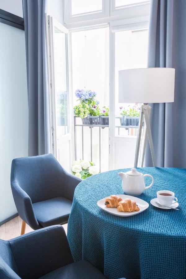 Cadena Gallery Apartments Wyspianski Krakow Luaran gambar
